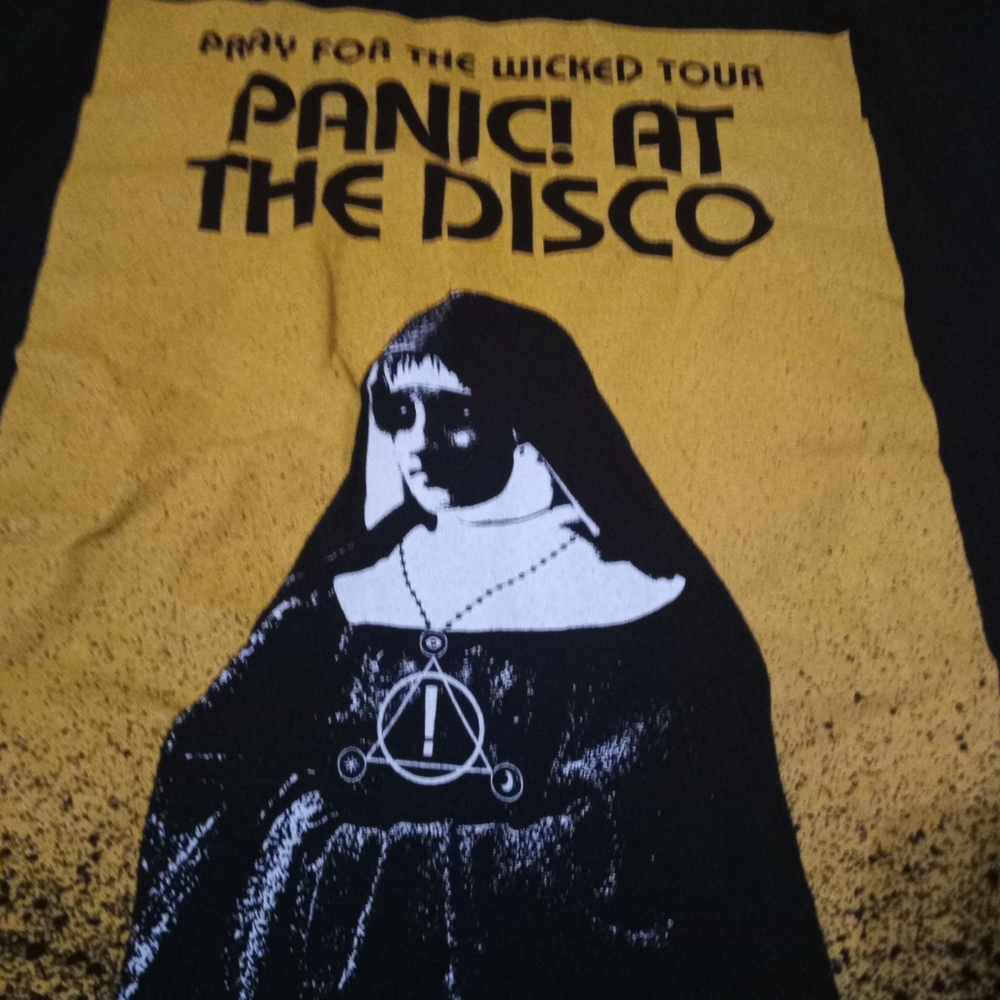 Unisex backstage tour t-shirt panic at the Disco.